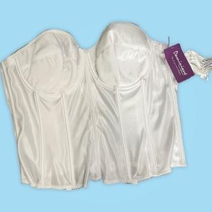 NWT Dominique White Satin Corset with mesh panels in back Size 44C Retail $69
